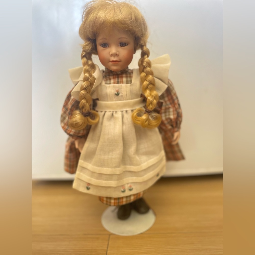 BEAUTIFUL PORCELAIN DOLL-delton product corp fine collectables dolls